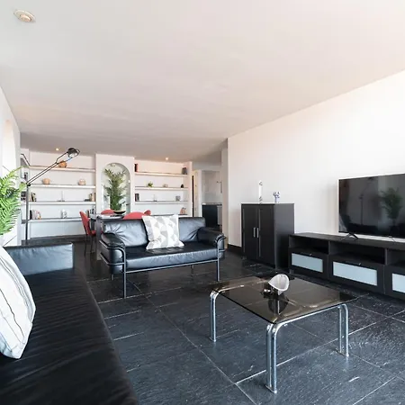 아파트 El Balcon De Samil